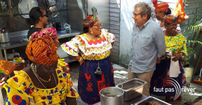 Photo de Philippe Gougler et les "Cuisinières de la Guadeloupe"