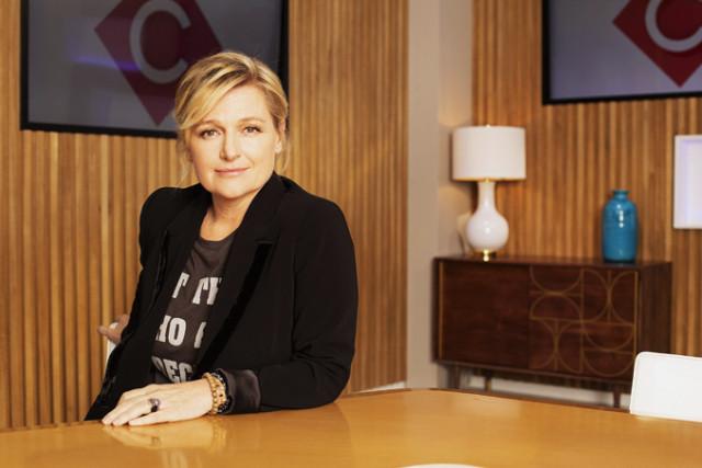 Photo de l'animatrice Anne-Elisabeth Lemoine de l'émission C à vous