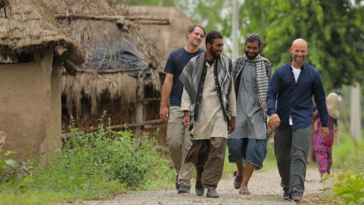 Raphaël de Casabianca et Franck Gastambide chez les Van Gujjar.