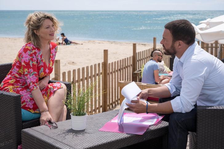 Cécile Bois et Raphaël Lenglet sur le tournage de la 8e saison de Candice Renoir