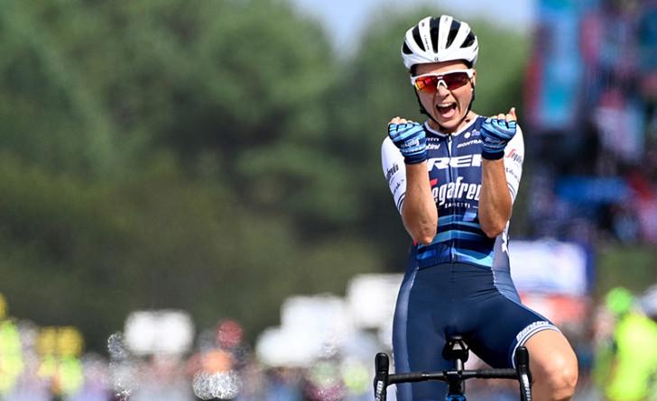 Photo d'Audrey Cordon-Ragot prise en 2020 lors de sa victoire