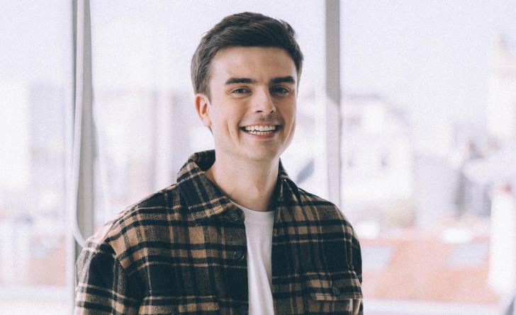 « L’interview face cachée »