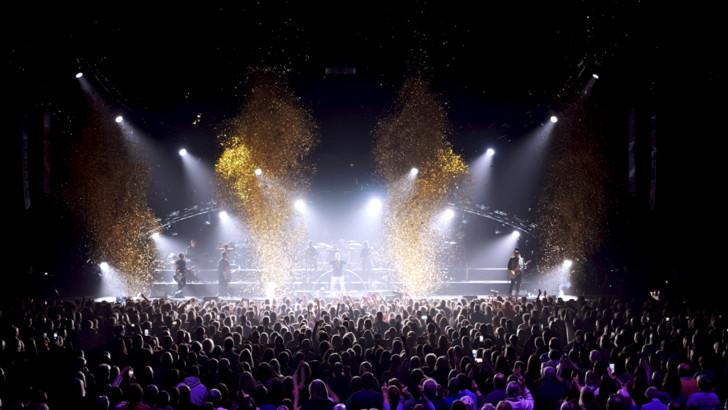 Pascal Obispo 30 ans de succès au Forest National (Bruxelles)