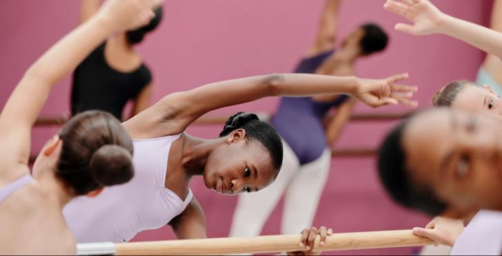 Opéra de Paris, un pas de deux en Guyane