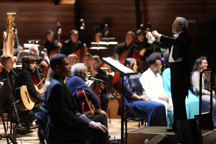 Gilberto Gil en plein concert