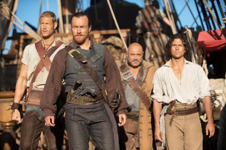 Barbes, coupes et costumes sont les atouts de "Black Sails".