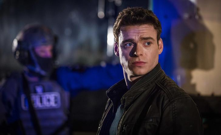 Richard Madden joue David Budd