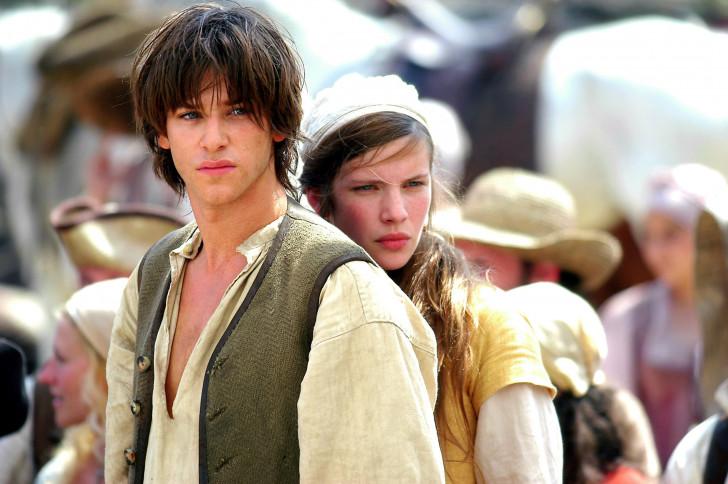 Gaspard Ulliel, Judith Davies