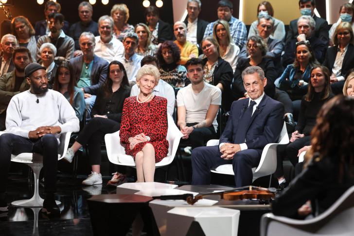 Hélène Carrère d'Encausse, Nicolas Sarkozy dans Le grand échiquier
