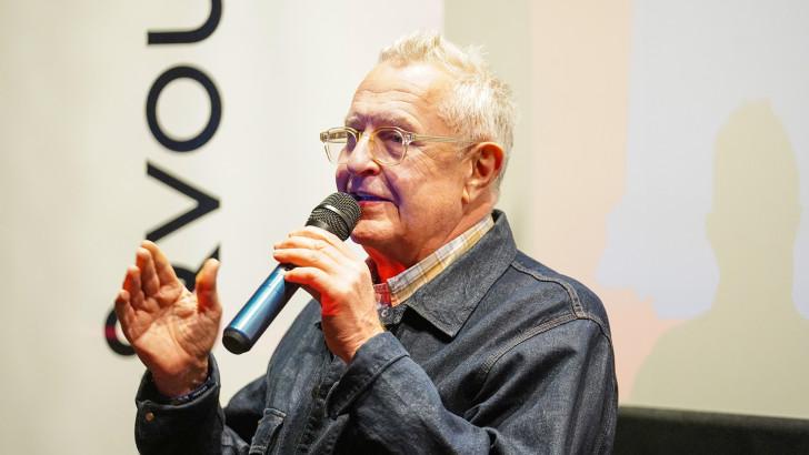 « Michel Field ».