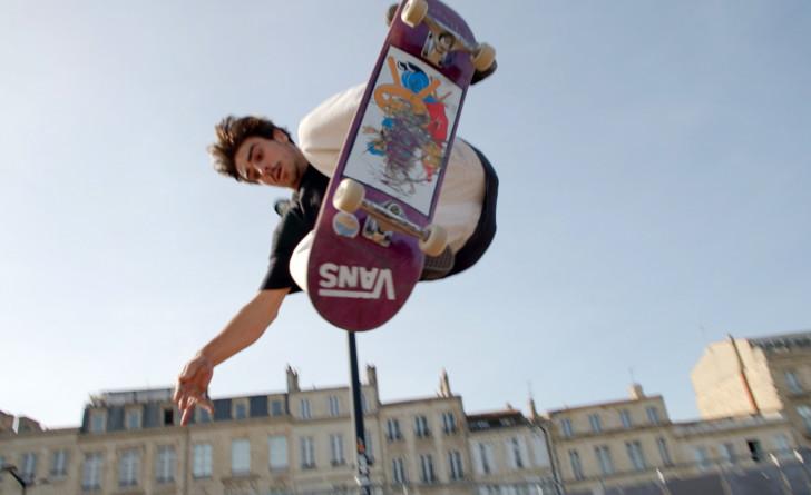 Skateboard : horizon vertical