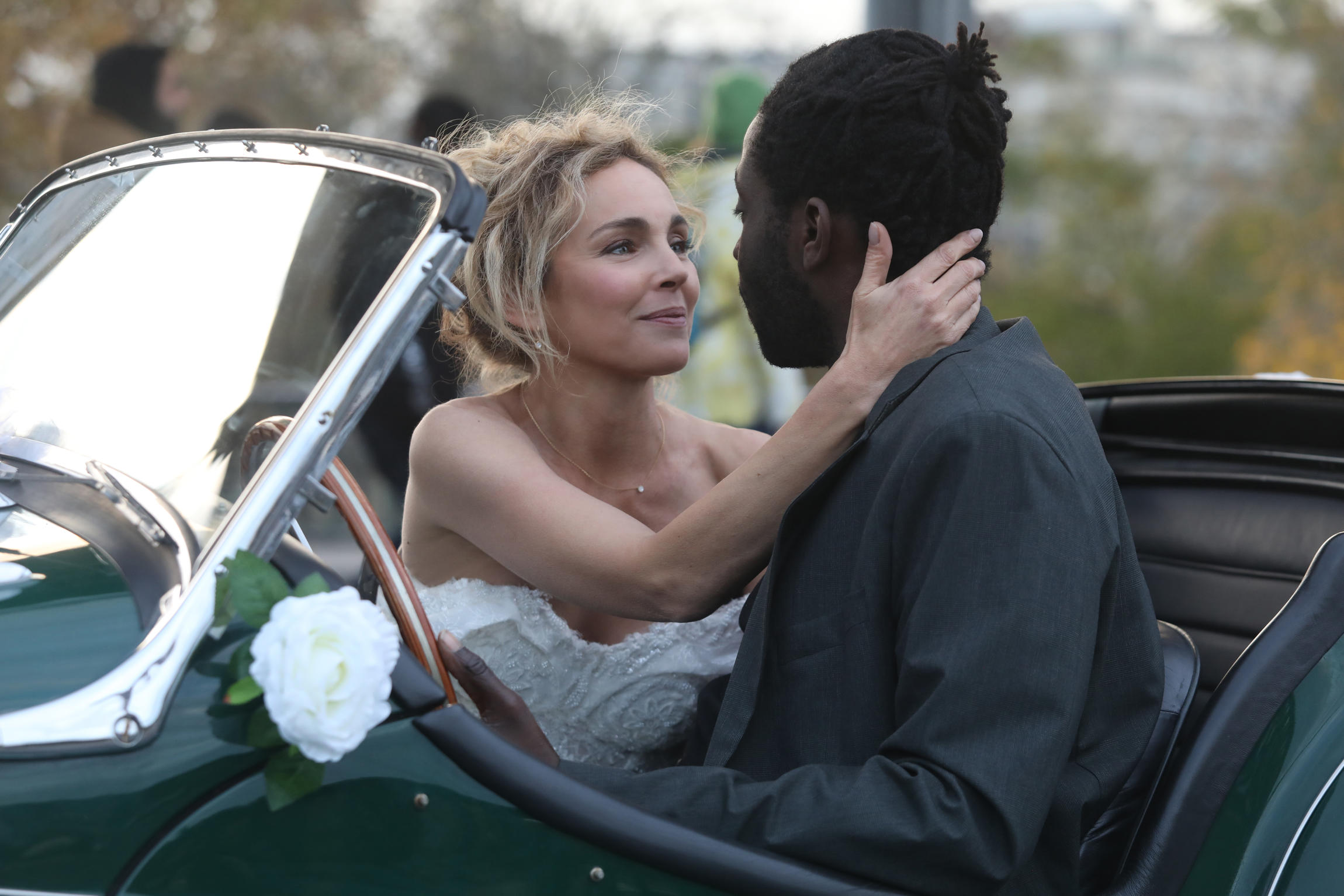 « Le Premier Venu » : une comédie romantique et sociale avec Claire Keim et Pierre Arditi