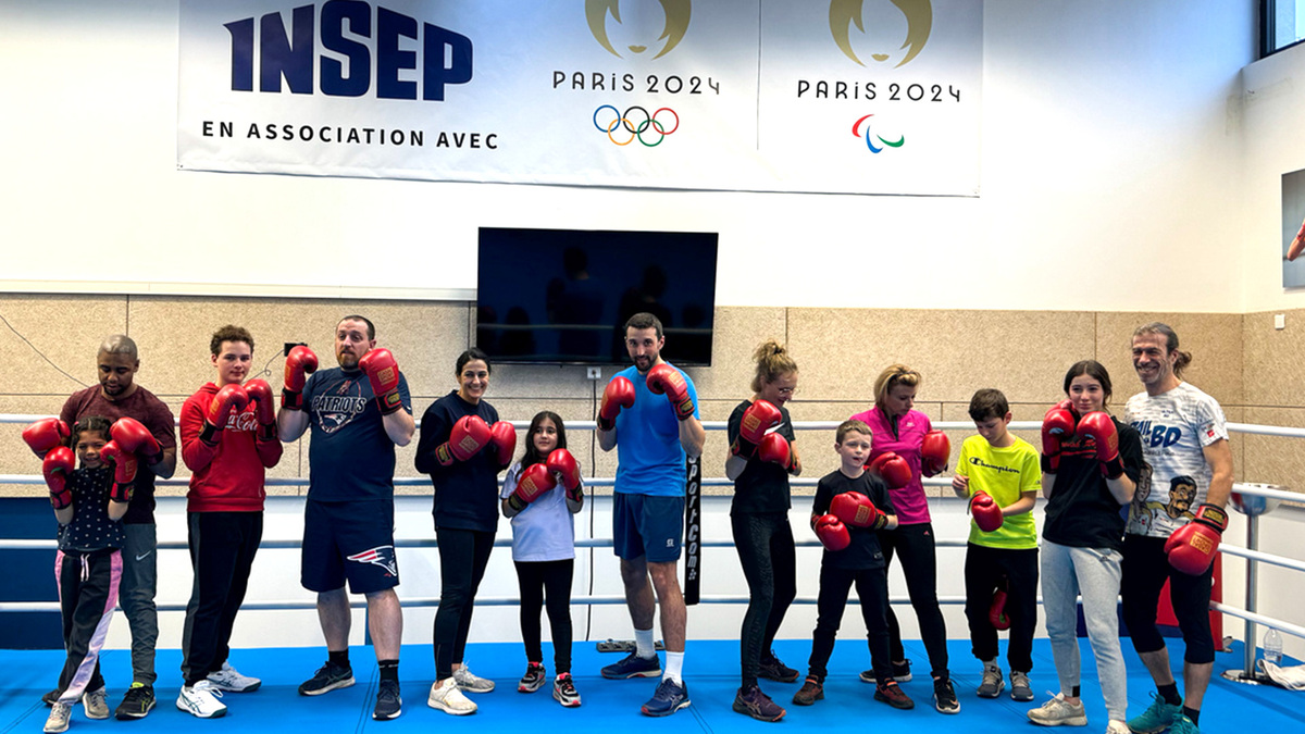 Les Fans de Sport s'initient à la boxe anglaise à l'Insep.