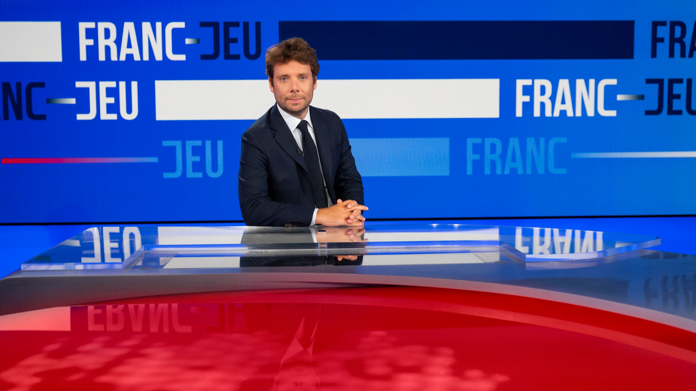 La nouvelle grande émission politique hebdomadaire du service public