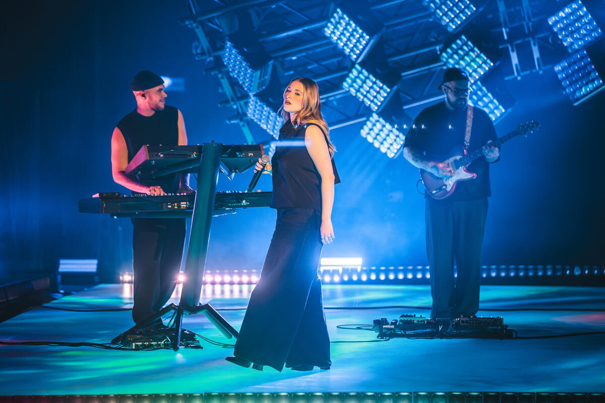 BASIQUE2CLESSESSIONS_-_HELENA_preview