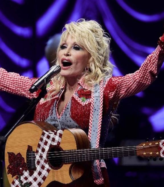 Dolly Parton : L’Amérique réconciliée