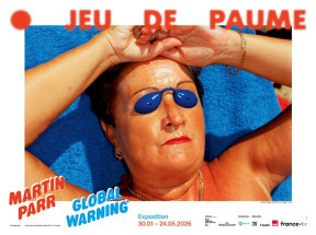 Photo de l'affiche de l'exposition “Martin Parr. Global Warning”