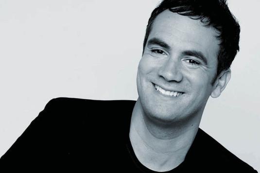 Alex Goude, animateur de « Drôlement bêtes »