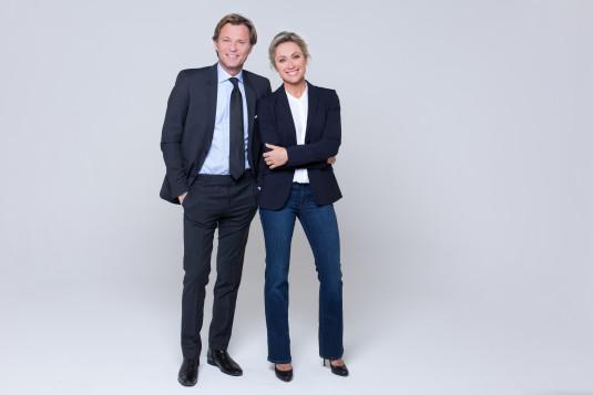 Anne-Sophie Lapix et Laurent Delahousse