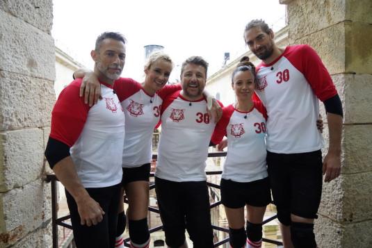 Bruno Guillon, Camille Lacourt, Anne-Gaëlle Riccio, Élodie Gossuin, Gérard