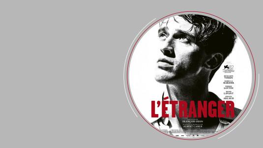 Photo de l'affiche du film L'étranger