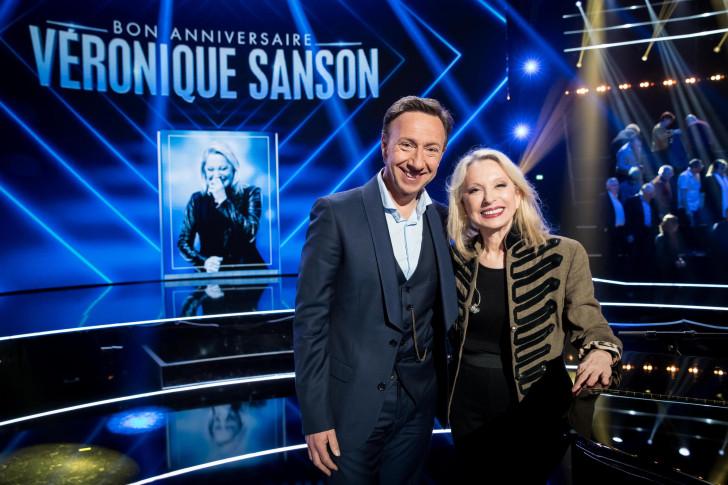 On Fait La Fete Autour De Veronique Sanson France Televisions