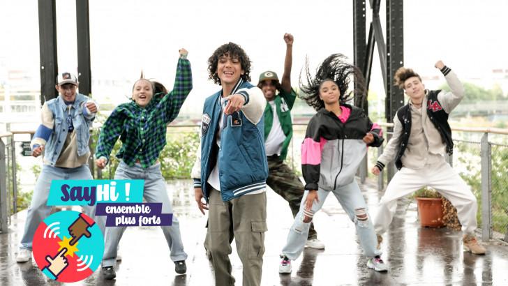 Say Hi ! Ensemble plus forts