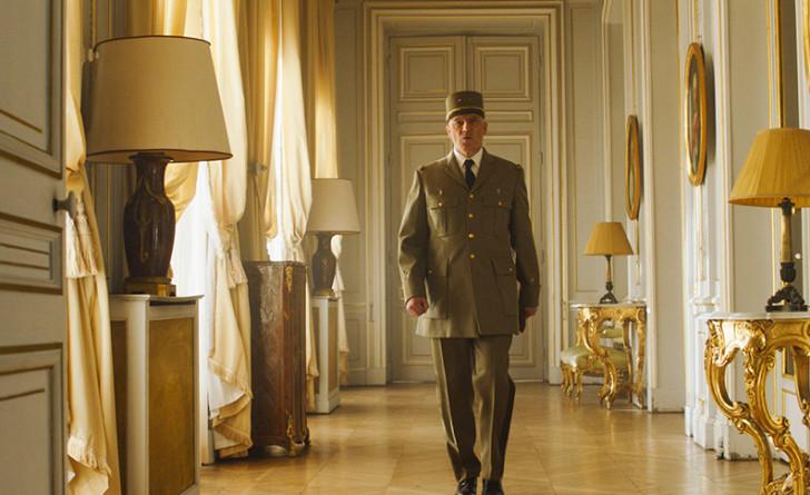 Samuel Labarthe est le général de Gaulle dans la série consacrée à de Gaulle