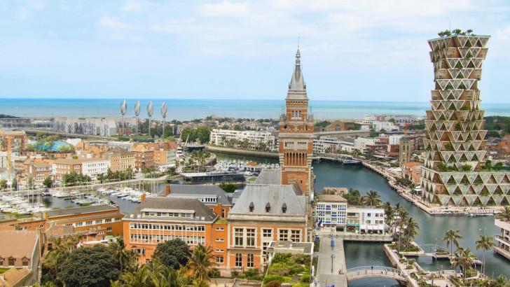 « France, il était une fois demain »