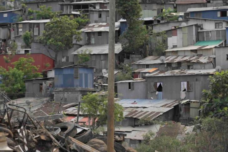 «&nbsp;En tôle, sous les toits d'un bidonville français&nbsp;»